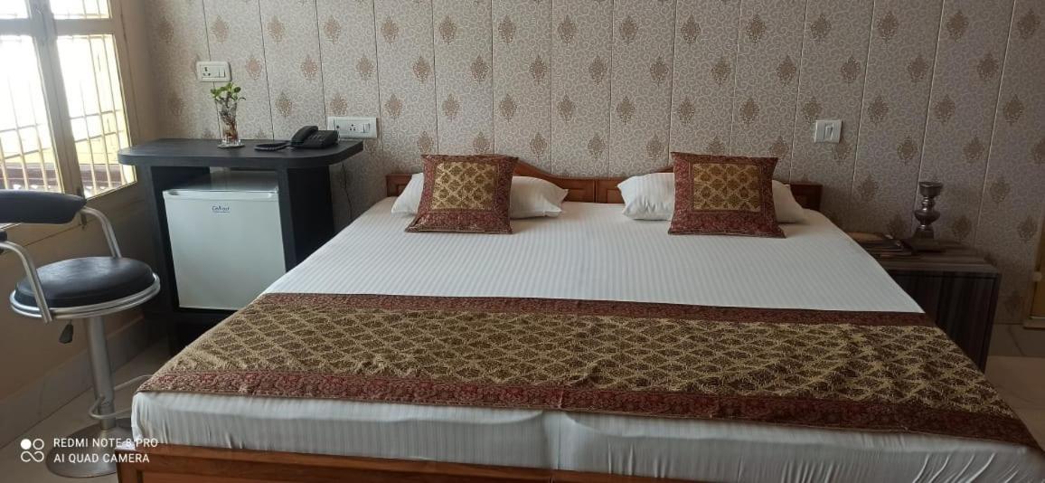 Shiva Ganges View Guest House 바라나시 외부 사진
