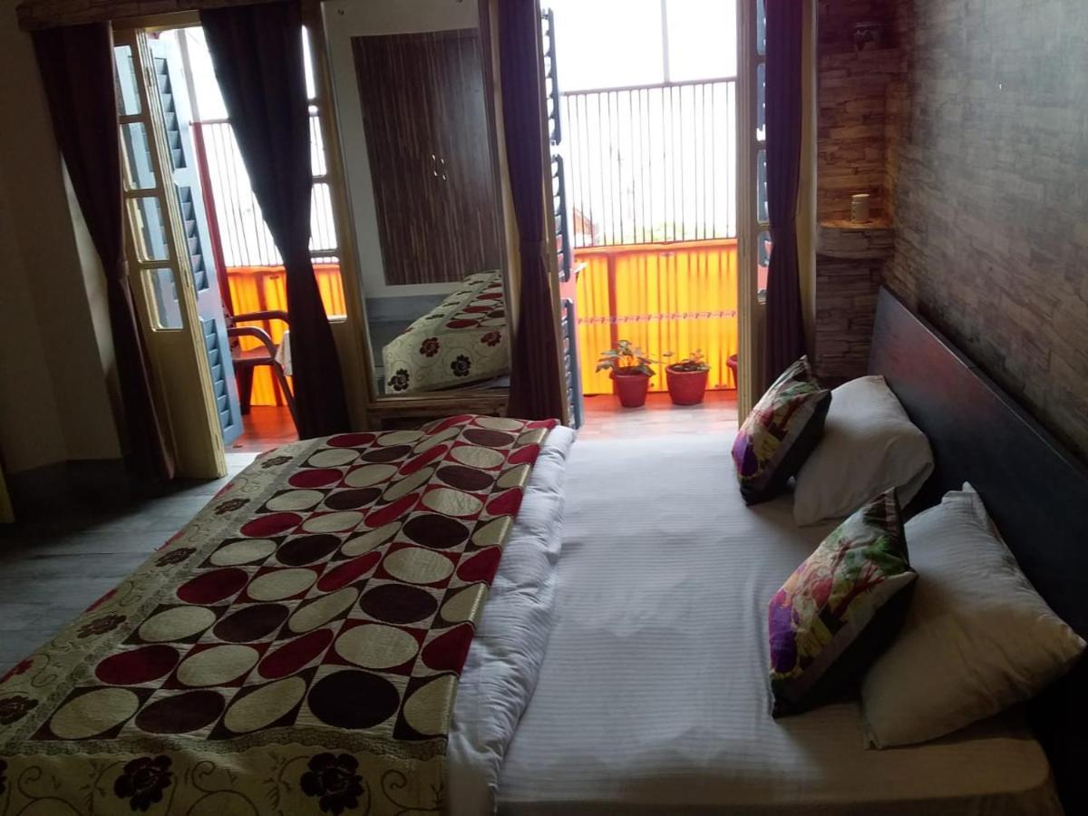 Shiva Ganges View Guest House 바라나시 외부 사진
