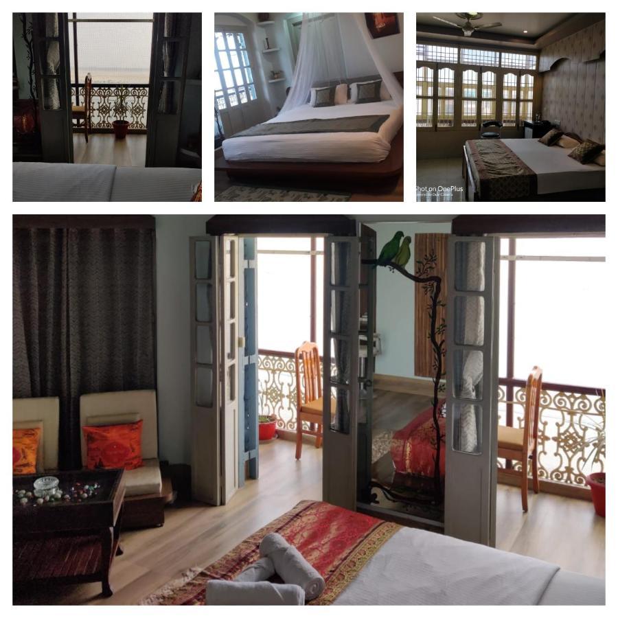 Shiva Ganges View Guest House 바라나시 외부 사진