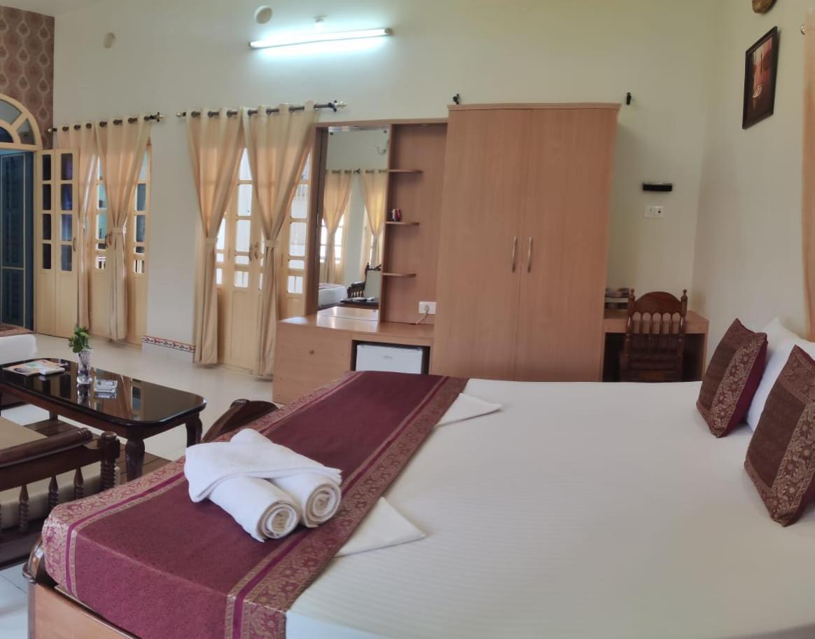 Shiva Ganges View Guest House 바라나시 외부 사진