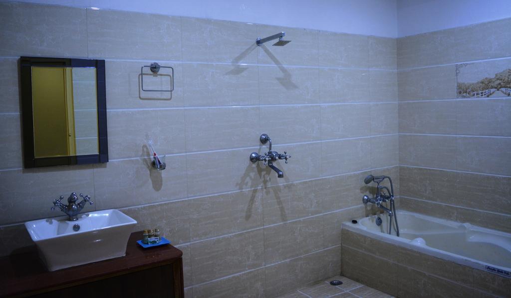 Shiva Ganges View Guest House 바라나시 외부 사진