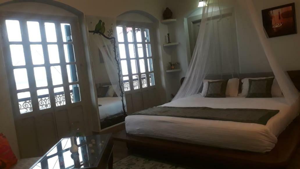Shiva Ganges View Guest House 바라나시 외부 사진